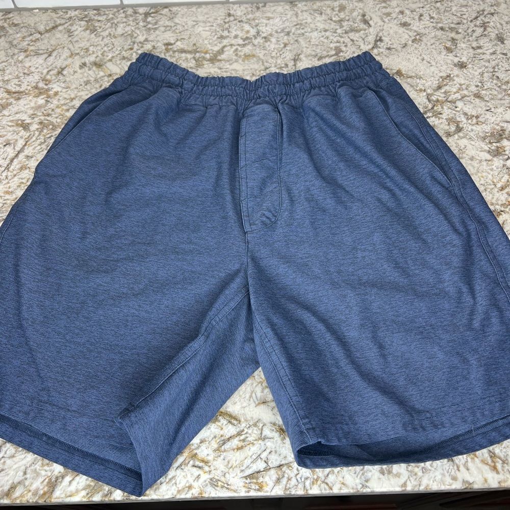 Men’s outdoor voices 7” shorts